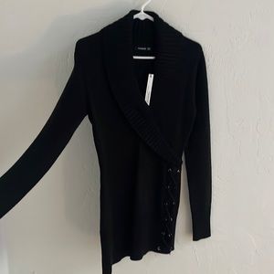 Black PattyBoutik sweater.